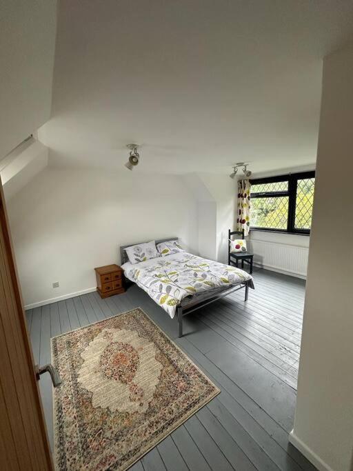 ווסט מרסי Cherry Cottage מראה חיצוני תמונה